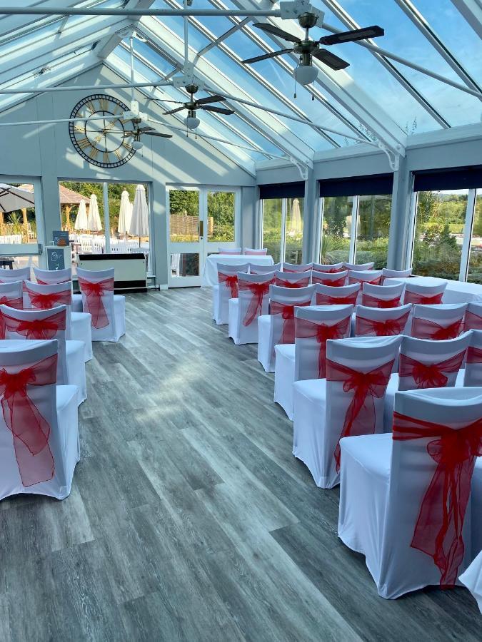 The Riverside Inn Saltford Dış mekan fotoğraf
