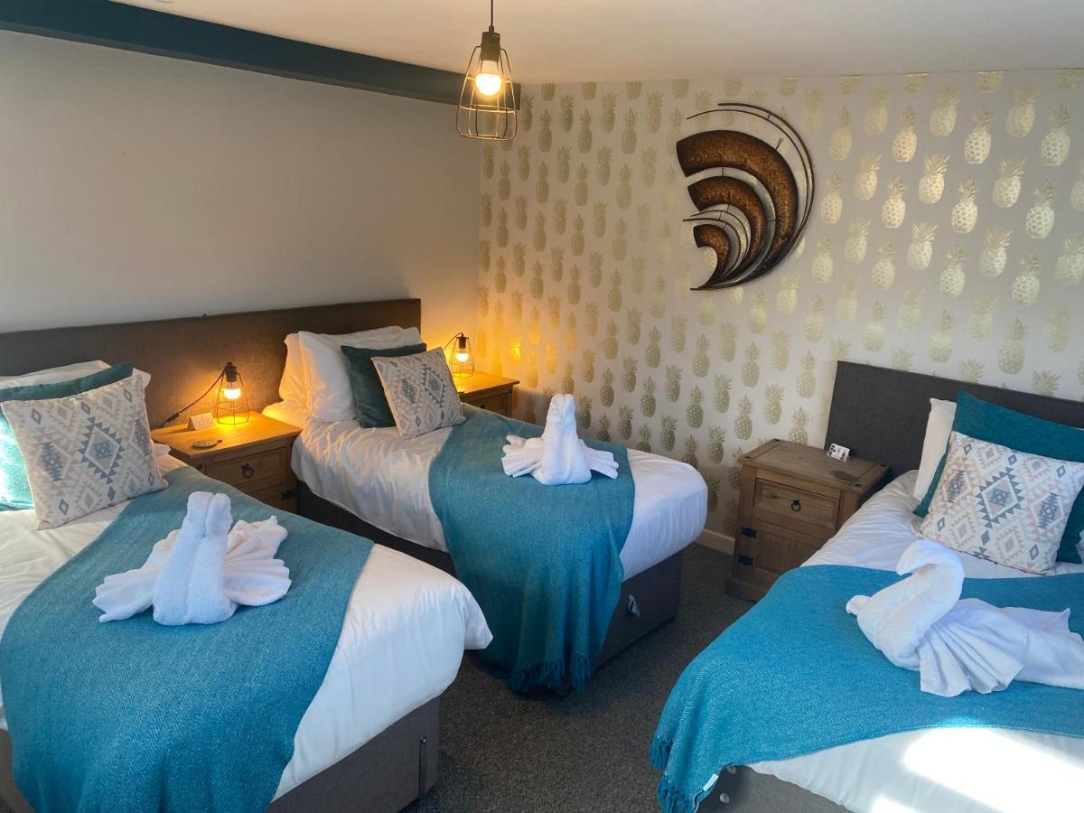 The Riverside Inn Saltford Dış mekan fotoğraf
